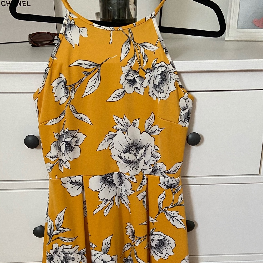 Yellow dress